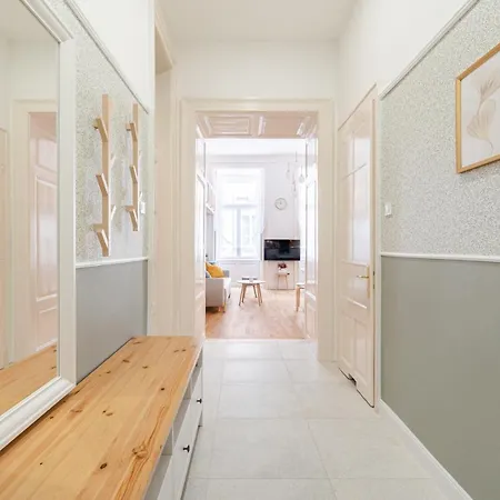 Sunset Treasure 3-bdr *