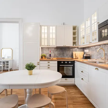 Apartamento Sunset Treasure 3-bdr Budapest