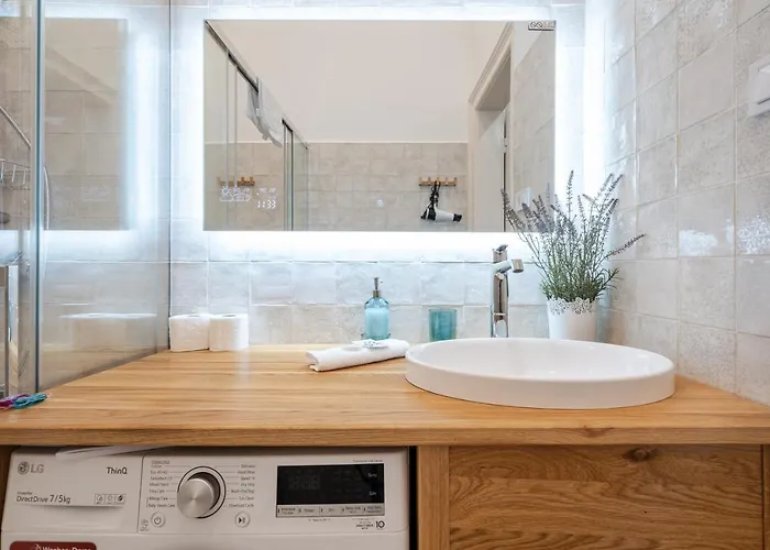 Sunset Treasure 3-bdr * Budapest